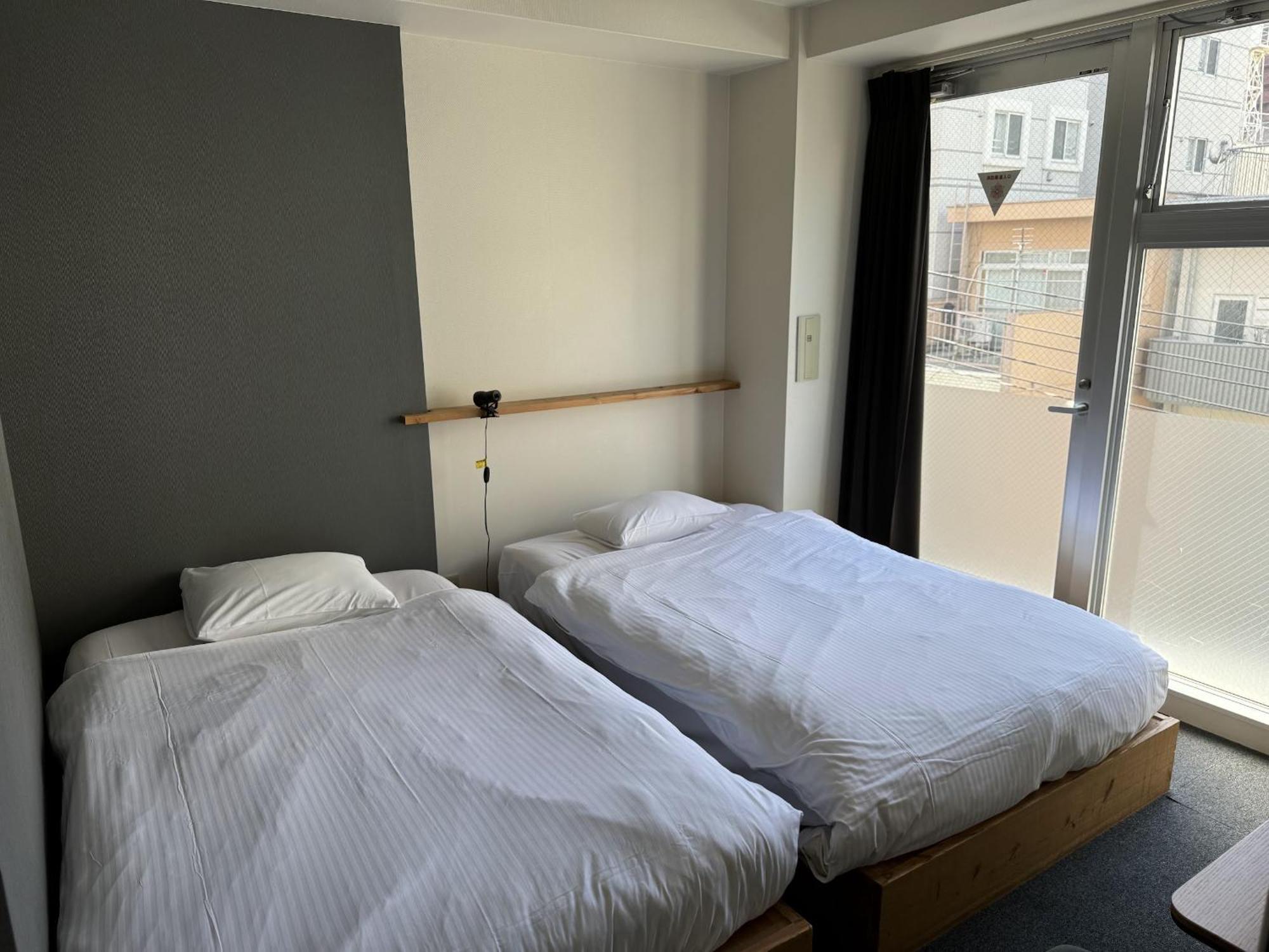Santiago Guesthouse Hiroshima Exterior photo