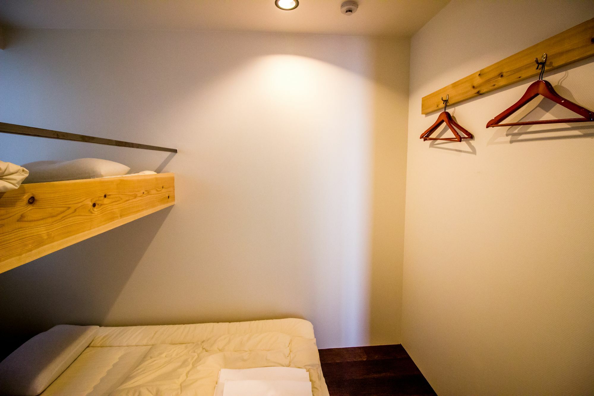 Santiago Guesthouse Hiroshima Exterior photo